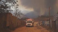 Chile sužují rozsáhle požáry. Hasiči se obávají, že je zakládá žhář