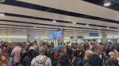 Chaos ve Velké Británii. Porucha zastavila provoz na letištích po celé zemi