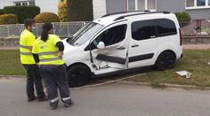 Při střetu dvou aut na Brněnsku se zranilo pět lidí. Řidič jel opilý