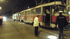 FOTO: Opět prokletá tramvaj 22! AMPUTOVALA ženě nohu!