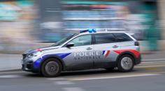 Francouzská policie našla v bytě čtyři mrtvé děti a maminku. Zadržela otce