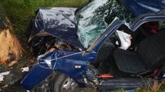 Peklo na silnicích: 4 nehody za 3 hodiny! Hasiči měli hodně práce