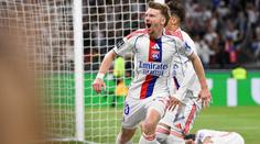 Šulc s Karabcem uhranuli Lyon. Ten má snový start do ligy, ještě neinkasoval