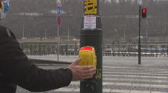 Konec sahání na semafor! Praha představí nové bezkontaktní tlačítko