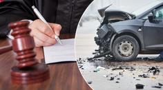 Muž zavinil nehodu, zemřel mu při ní syn. S ženou se soudí o odškodné