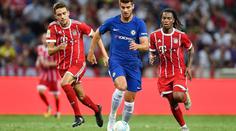 Morata poprvé oblékl dres Chelsea. A Courtois se červenal