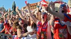 Fanoušci poničili O2 arénu. Hopsání a pokřik stál 150 milionů