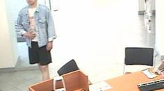 Policie chytila lupiče. Přepadával banky a sázkové kanceláře