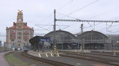 Hlavní nádraží v Praze oslavilo výročí! První vlak z něj odjel před 150 lety