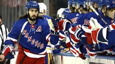 Zibanejad zase sbíral kšiltovky! Buffalo popravil hattrickem