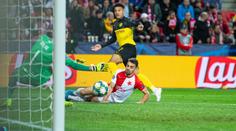 Slavia slavného soupeře tlačila, Dortmundu ale gól nedala a padla