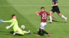 Fantastický Hložek dal čtyři góly za poločas. Plzeň vybojovala Evropu