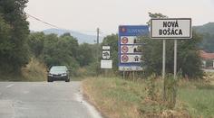 Slováci otevřeli hraniční přechody. Někde lidé projedou i bez kontrol