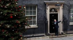 Britský skandál! Na úřadu vlády si udělali vánoční večírek v době lockdownu