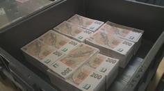 Český státní dluh je rekordní. Ekonomové vyčítají vládě špatné hospodaření