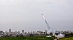 Poblíž izraelského reaktoru dopadla raketa ze Sýrie. Izrael zahájil protiútok