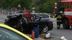 Sebevražda? Auto u Tiché narazilo do domu, řidič na místě zemřel!