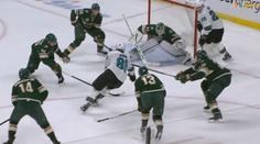 VIDEO: Brent Burns vstřelil famózní gól v NHL, možná je to branka roku