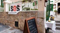 Krize na Mallorce: Vyděsili jsme turisty, zoufají si hotely. Restaurace zejí prázdnotou