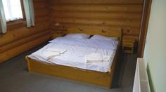 Horské hotely před zimní sezónou zejí prázdnotou. Češi radši volí zahraničí