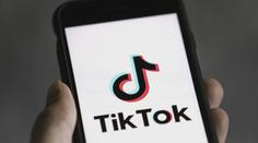 Uklízečka okradla svého zaměstnavatele. Přišel na to náhodou jen díky TikToku