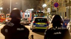 Všude byla krev, lidé leželi na zemi, popsal masakr v Hanau svědek