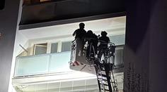 Zásahovka v pražském bytě. Policie řešila dítě v ohrožení