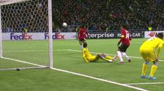 Nedáš, dostaneš! Mladík z United komicky selhal, pak přišel trest