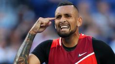 Kyrgios opět v problémech. Polská fanynka ho chce zažalovat