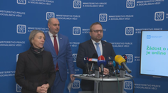 Žádost o důchod bude možné vyřídit digitálně, sdělil Jurečka