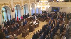 Poslanci se znovu mimořádně sejdou. Řešit mají reformu migračních pravidel