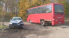 VIDEO: Nehoda autobusu u České skalice