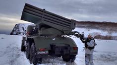 V Kurské oblasti jsou severokorejské raketomety. Maskují je jako náklaďáky