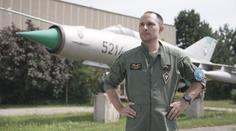 Stát se bojovým pilotem něco stojí, řekl Svoboda. Nyní se podívá i do vesmíru