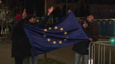 V Bulharsku začali platit eurem. Přijetí provázely protesty, lidé se bojí zdražení