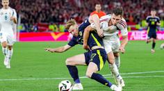 Skotové zuří po neodpískané penaltě: Jaký je význam VAR? Něco je tu špatně