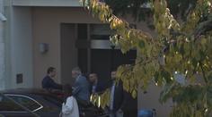 Zeman opustil nemocnici a poslal lidem vzkaz. Lékaři řekli, jak na tom je