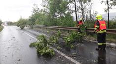 Výstraha: Česko zasáhnou silné bouřky, přívalové deště a kroupy