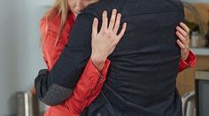 Adrianu znovu navštíví Patrik! Co po ní drogový dealer chce tentokrát?