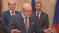 Válek: Lék se musí dostat do každé lékárny a ke každému pacientovi. Když ne, zasáhneme