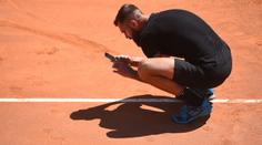 Pokutu klidně zaplatím, pronesl Paire a vytáhl při hře mobil
