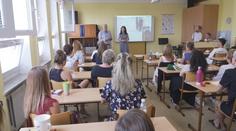 Na první školní den se chystají i učitelé. Rady dostali od Čenského i stylistky