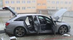 Zákaz řízení a kradené auto. Muž se pokusil zahladit stopy neuvěřitelným způsobem