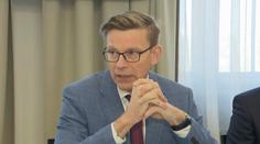 Nová inspekce má bojovat s přetíženými kamiony, které poškozují cesty
