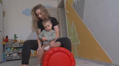 Matyas (2) má vzácný Rettův syndrom. Necítí bolest, rodiče prosí o pomoc