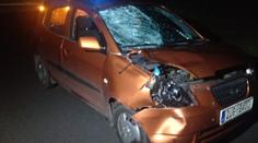 Mladíka na skateboardu srazilo u Lovosic auto, na místě zemřel