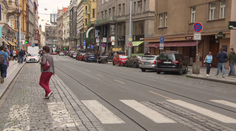 Řidiči v centru Prahy nejspíš zaplatí 200 korun. Má to zklidnit dopravu