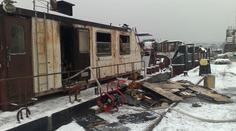 Na Vltavě v Praze vyhořela ukotvená loď