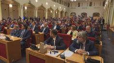 V Praze se zastupitelé pořád nedohodli. Městu hrozí i stopnutí investic