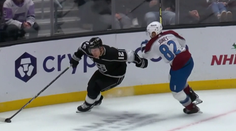 Momenty týdne v NHL: Moore po otočce parádně zavěsil. Kubalík v roli rváče